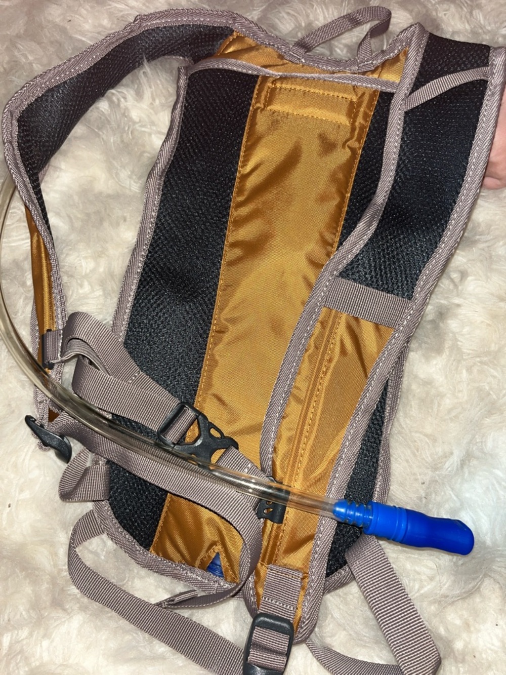 Ozark Trail Men's Hydration Pack in Brown and Gray - Picture 3 of 3